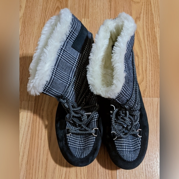FINAL PRICE The Original Moon Boot 9 EU 40 Women's Houndstooth Snow Boots Rare - Picture 3 of 5